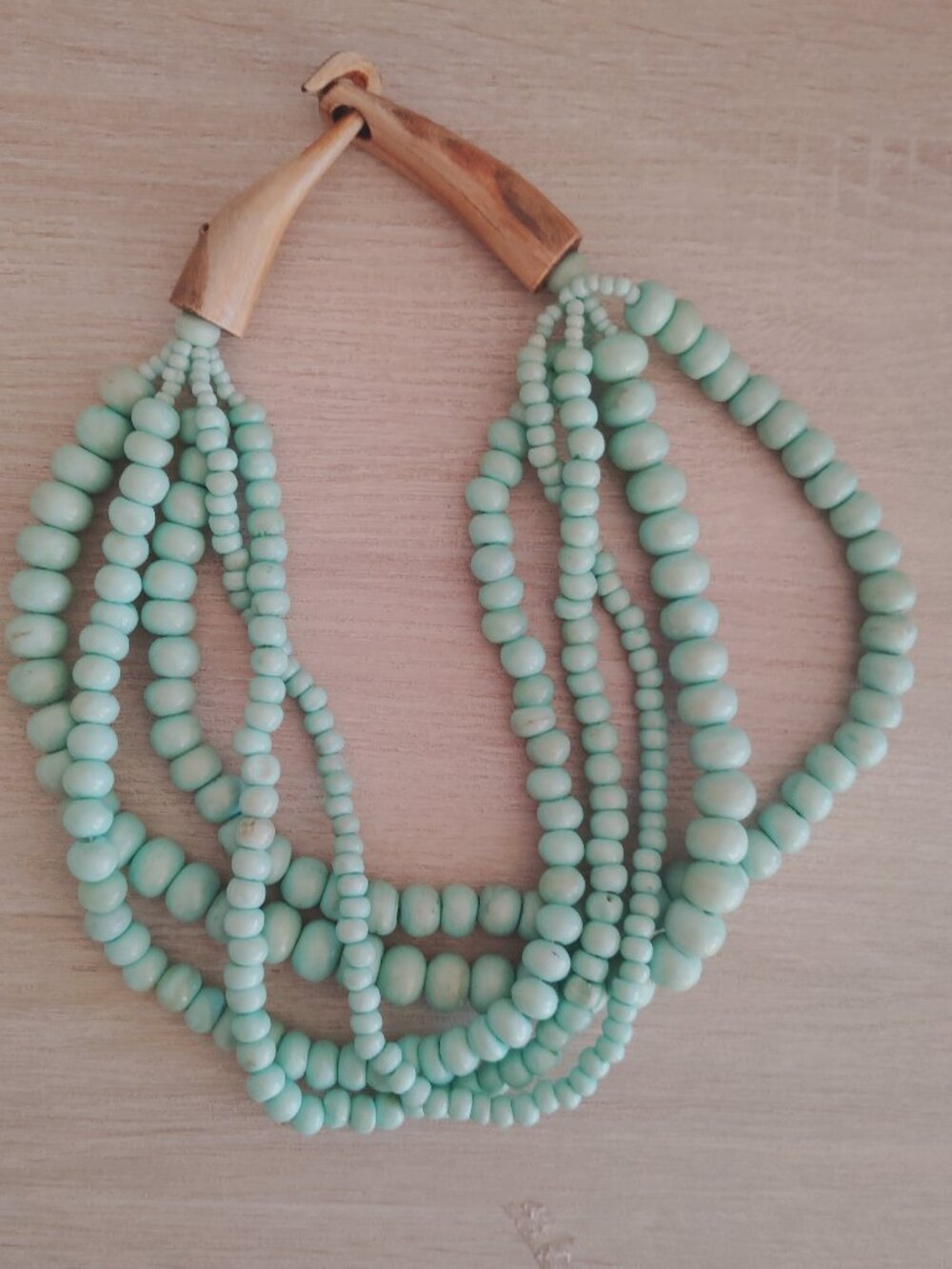 21 inch turquoise necklace, with wooden clasp
